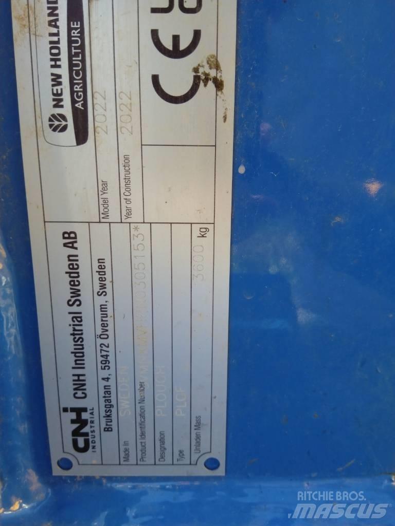 New Holland PXV6H Реверсивні плуги