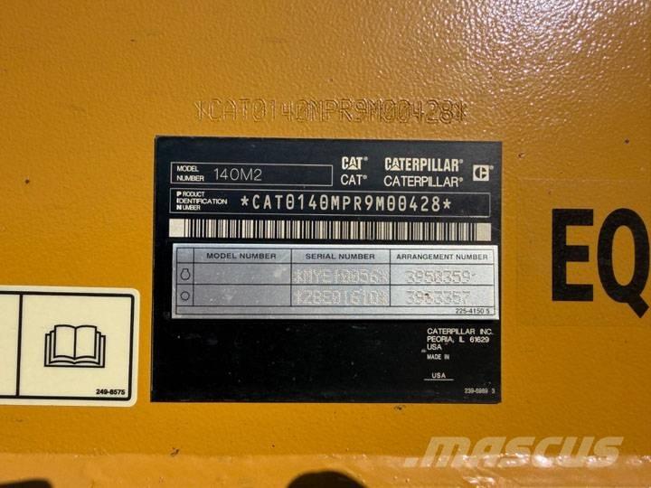 CAT 140 M 2 Грейдери