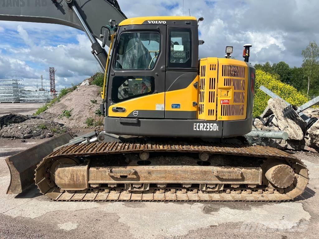 Volvo ECR 235 D Гусеничні екскаватори