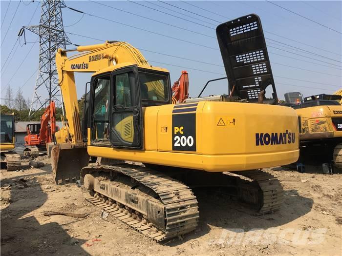 Komatsu PC 200-7 Гусеничні екскаватори