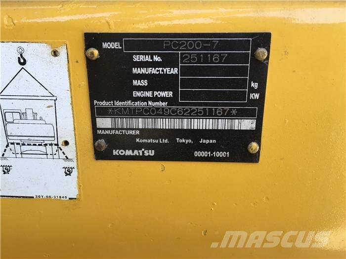 Komatsu PC 200-7 Гусеничні екскаватори