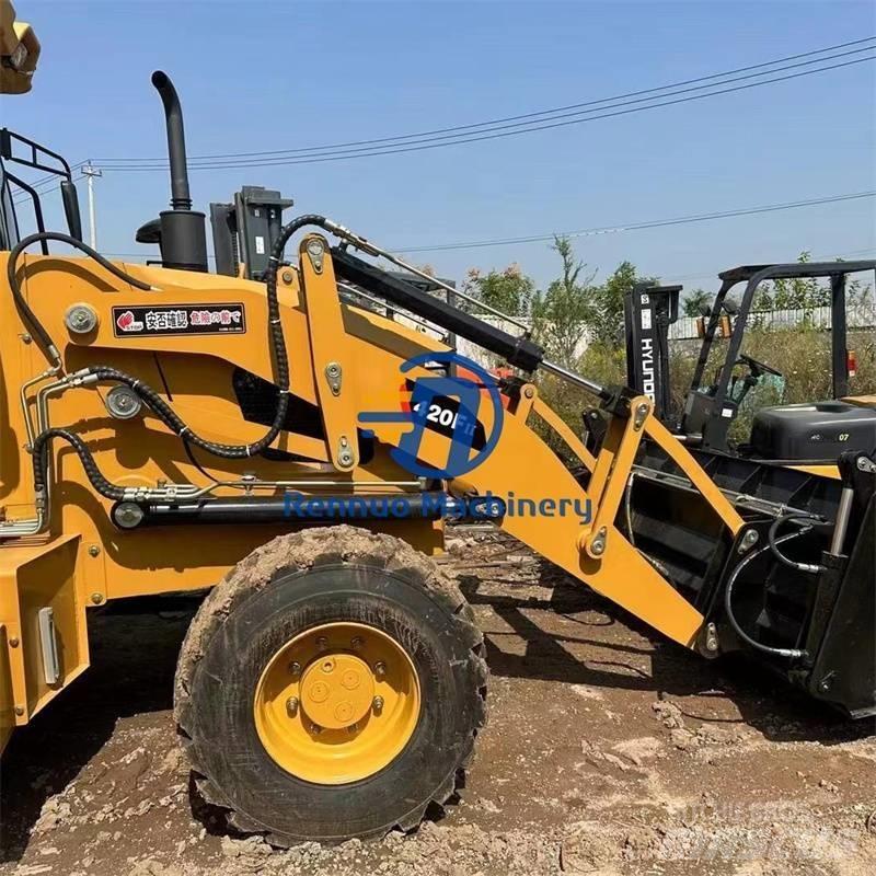 CAT 420F Фронтальні навантажувачі