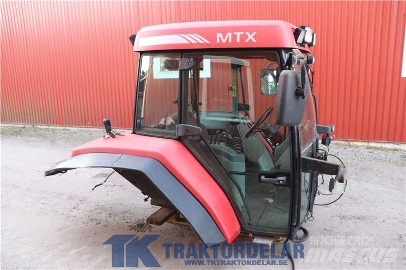 McCormick MTX 185 Кабіна