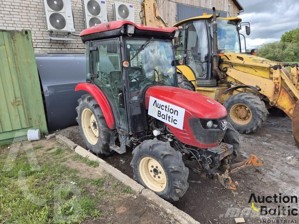 Branson 5820 CX Трактори