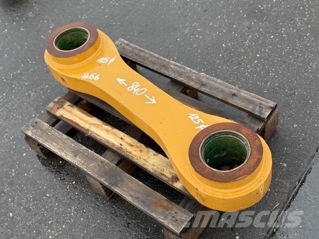 CNH BUCKET LINK Ковші