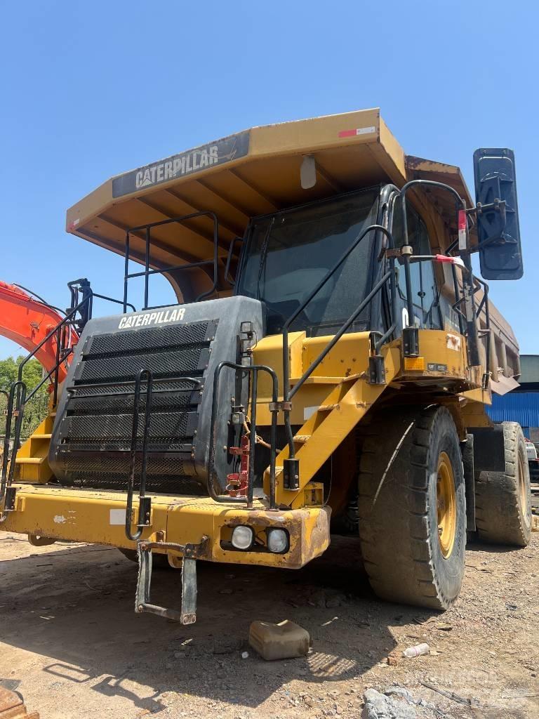 CAT 773F Кар`єрні самоскиди