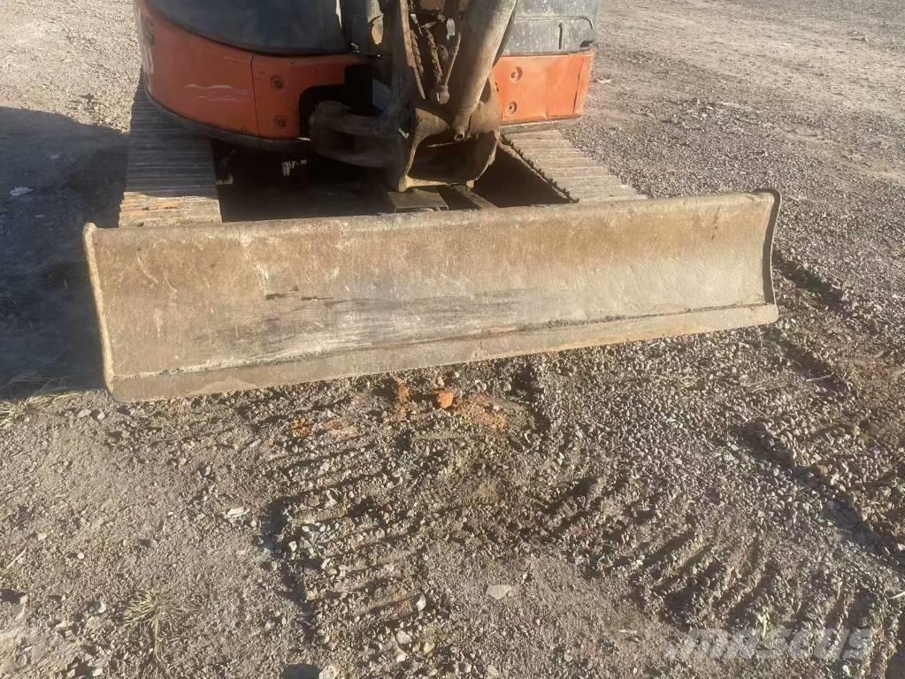 Hitachi ZX 35 U Міні-екскаватори < 7т