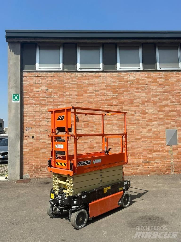 JLG 1932 R Підйомники-ножиці
