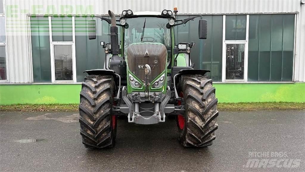 Fendt 828 s4 Трактори