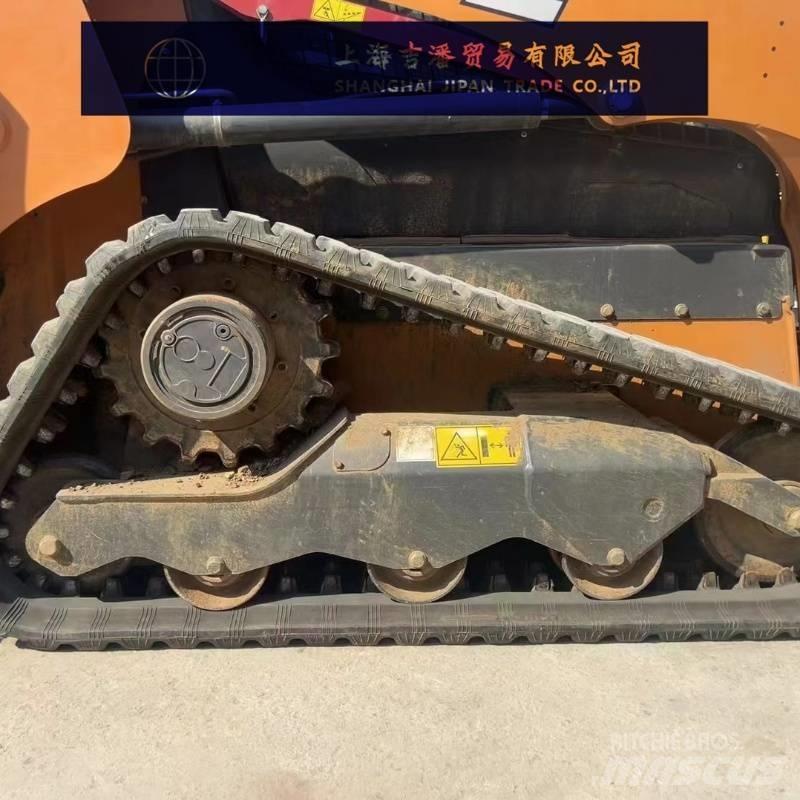 CASE TR 270 Міні-навантажувачі