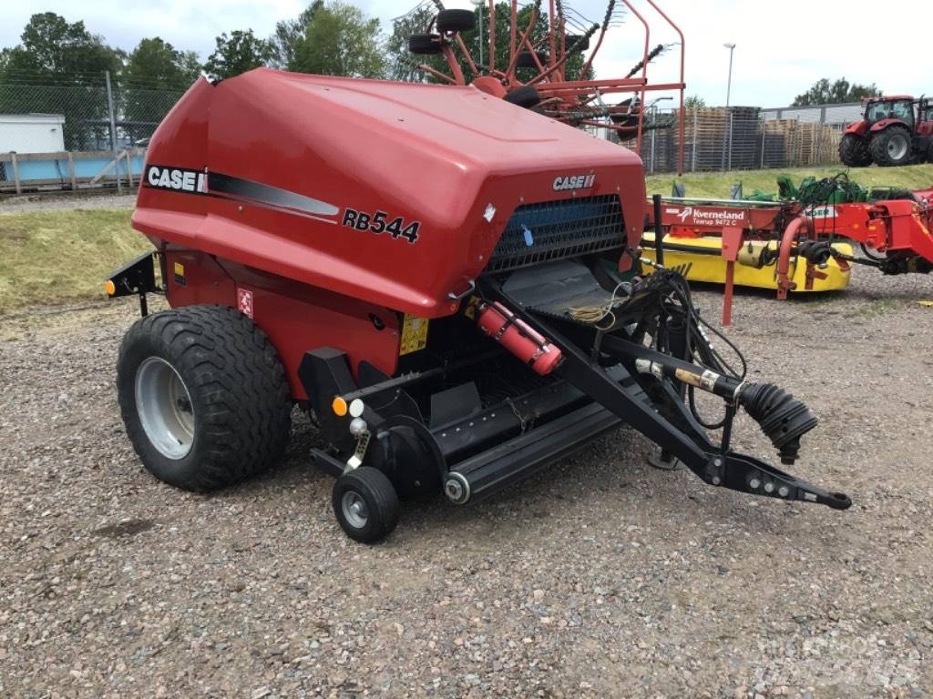 CASE RB 544 Рулонні прес-підбирачі