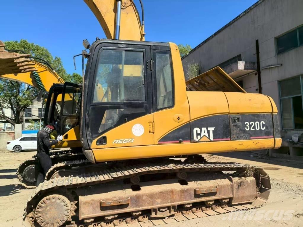 CAT 320 C Гусеничні екскаватори