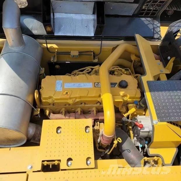CAT 336 D2 Гусеничні екскаватори