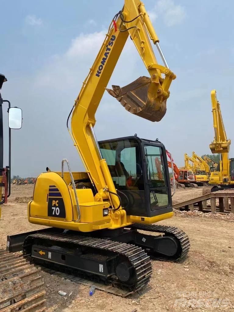 Komatsu PC 70 Гусеничні екскаватори