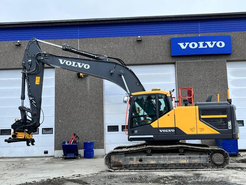 Volvo EC 250 EL Гусеничні екскаватори