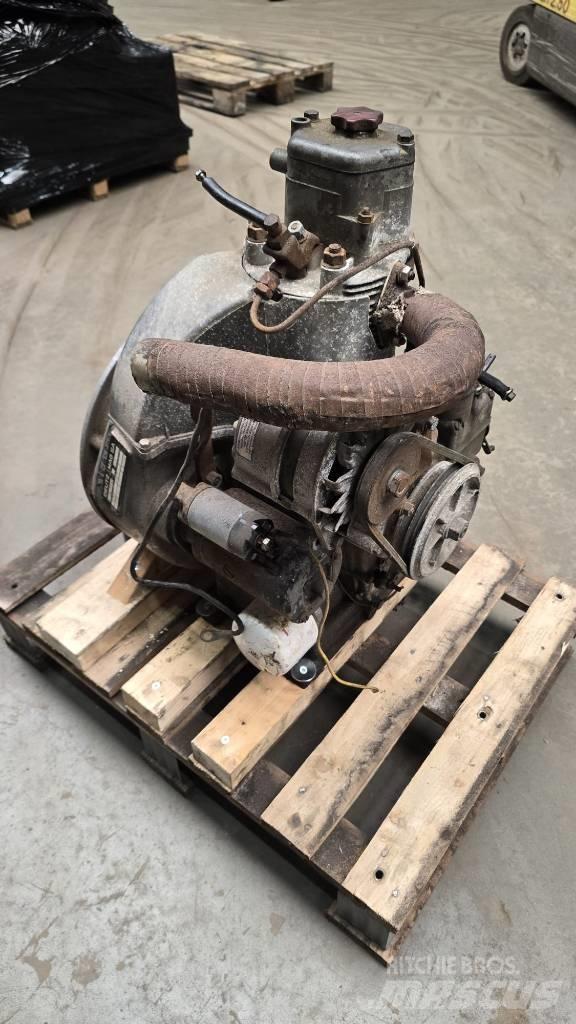 Deutz F1L210D Двигуни
