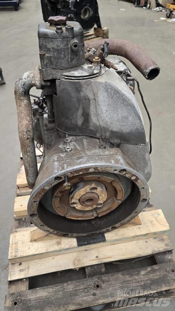 Deutz F1L210D Двигуни