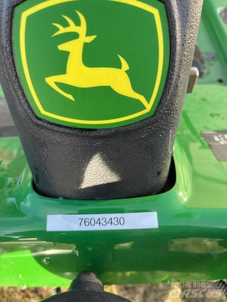 John Deere 7200 A Косарки фарватера