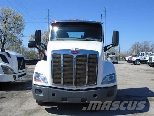 Peterbilt 579 Тягачі