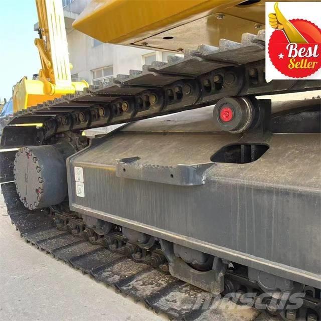 Komatsu PC 210 Гусеничні екскаватори