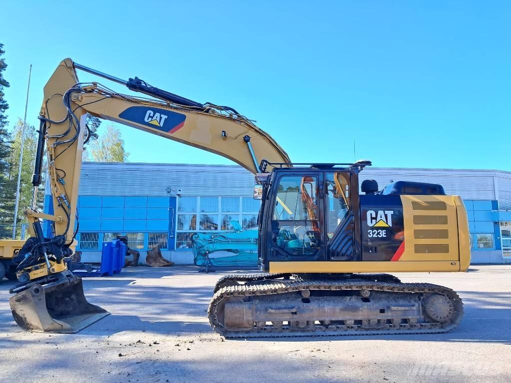 CAT 323 EL *MYYTY* Гусеничні екскаватори