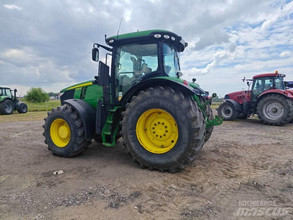 John Deere 7260 R Трактори