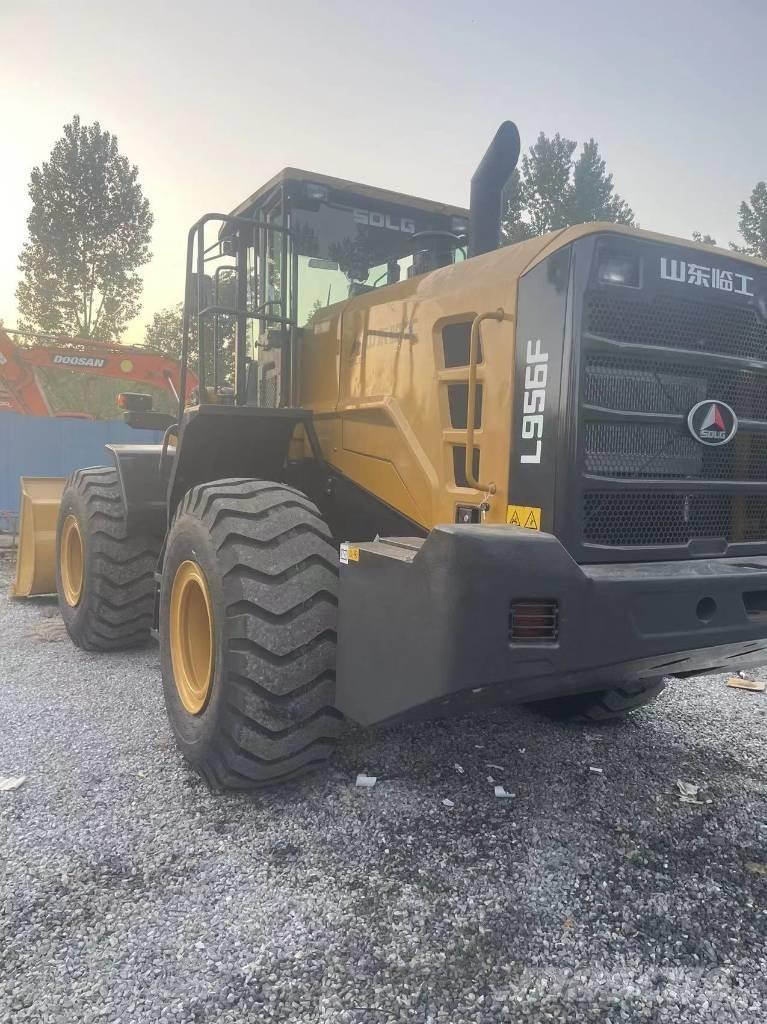 SDLG LG 956 F Фронтальні навантажувачі