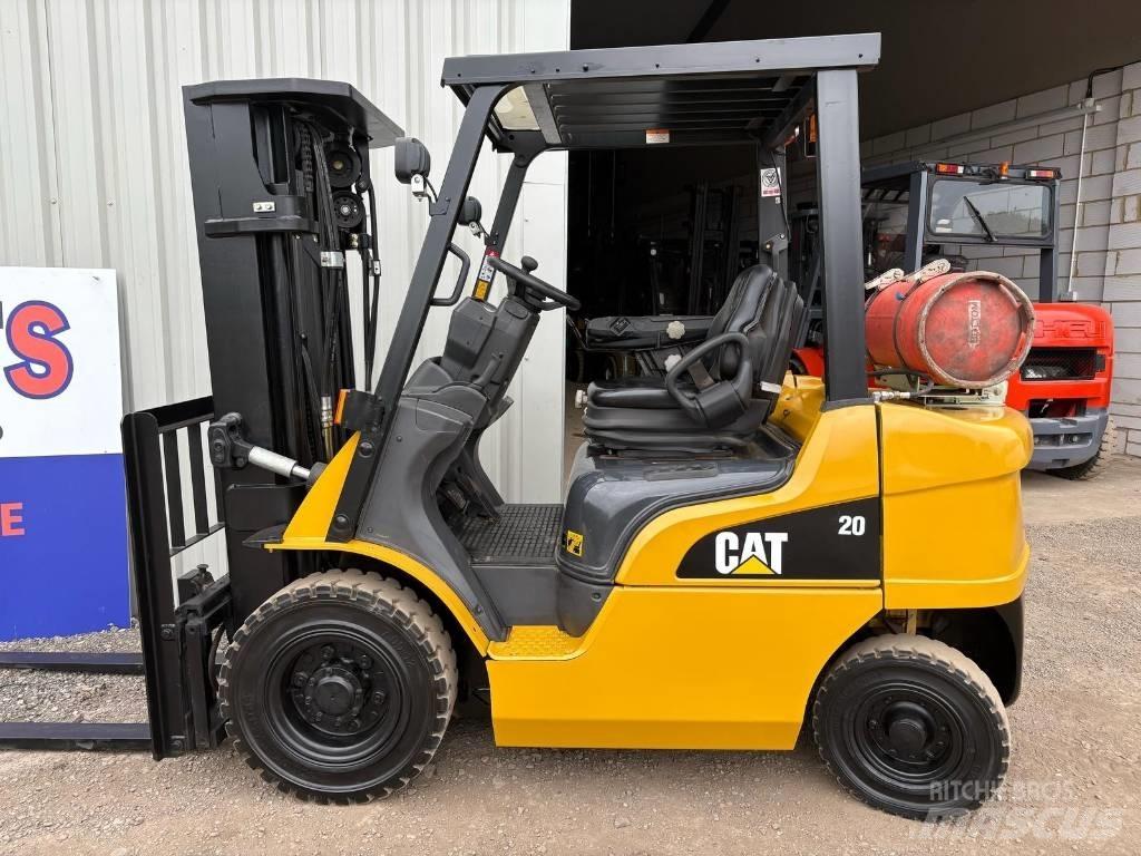 CAT GP 20 N Газові навантажувачі