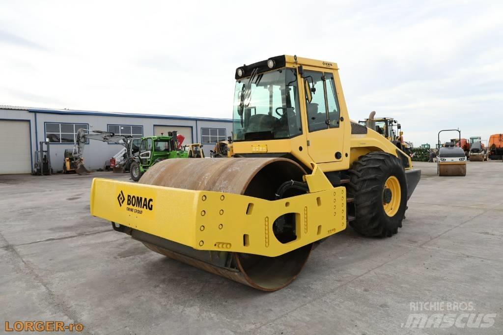 Bomag BW 216 D H-4 Грунтові котки