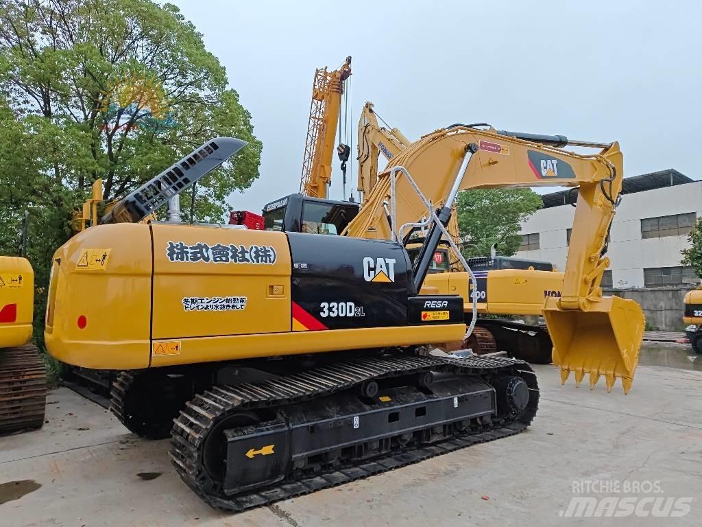 CAT 330 D 2L Гусеничні екскаватори