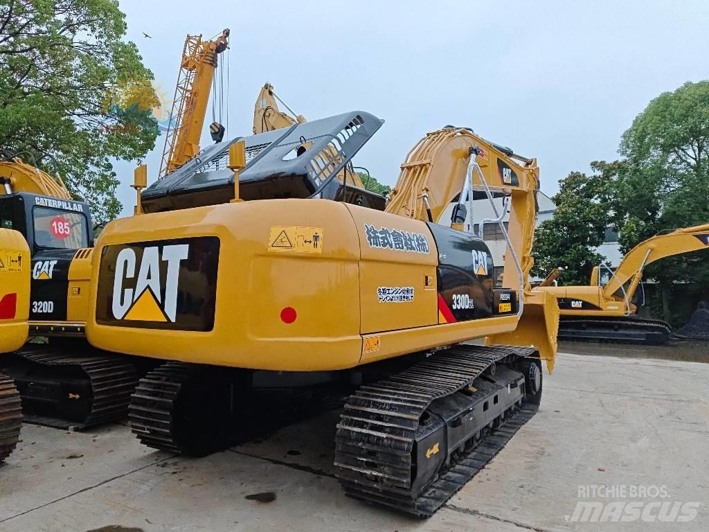 CAT 330 D 2L Гусеничні екскаватори