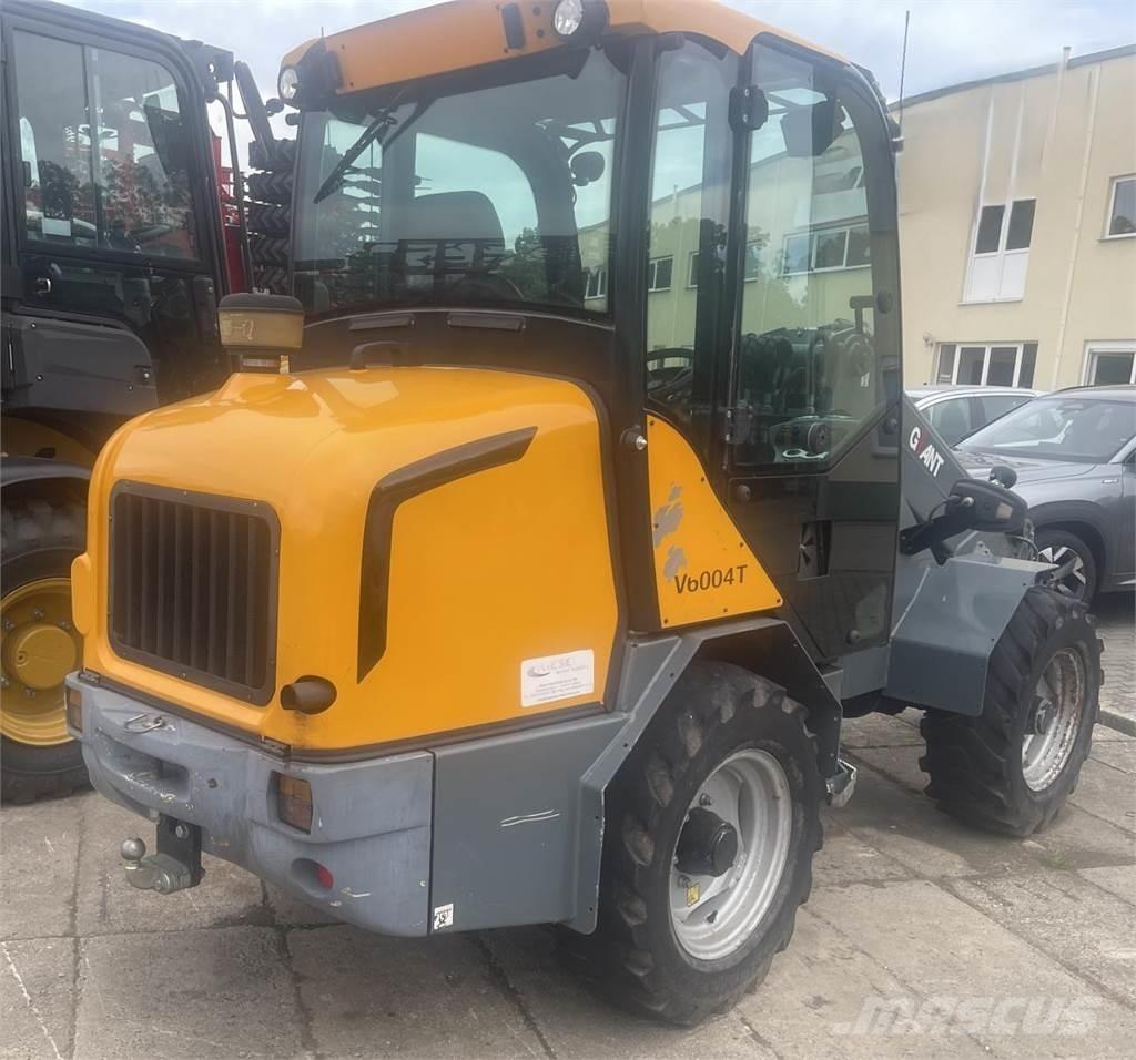 GiANT V  6004 T Малі навантажувачі