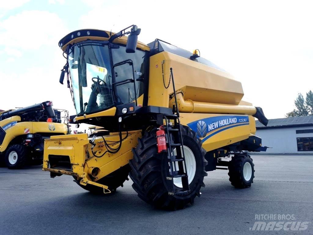 New Holland TC 5.70 Зернозбиральні комбайни