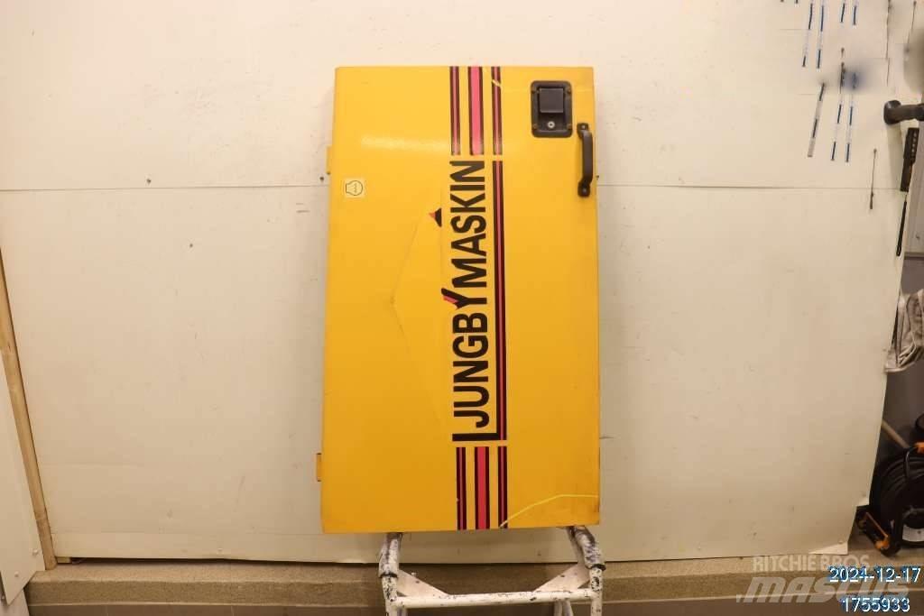 Ljungby L 12 Кабіна