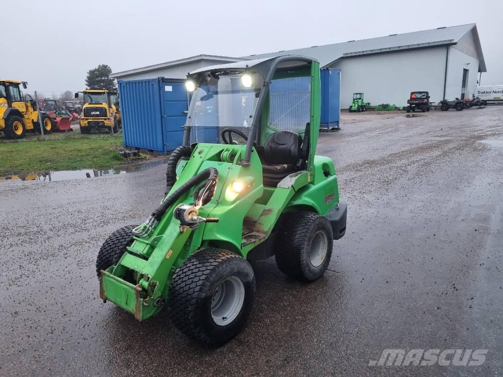 Avant 630 Малі навантажувачі