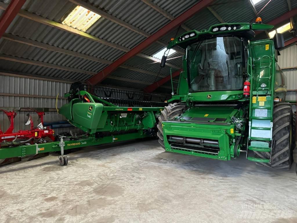 John Deere T 660i Зернозбиральні комбайни