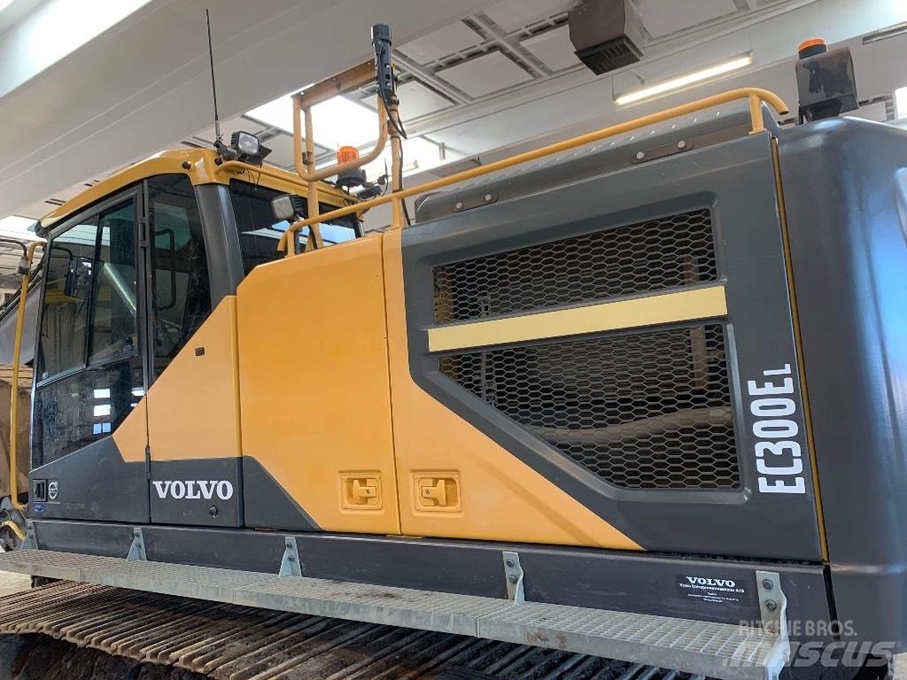 Volvo EC 300 E Гусеничні екскаватори