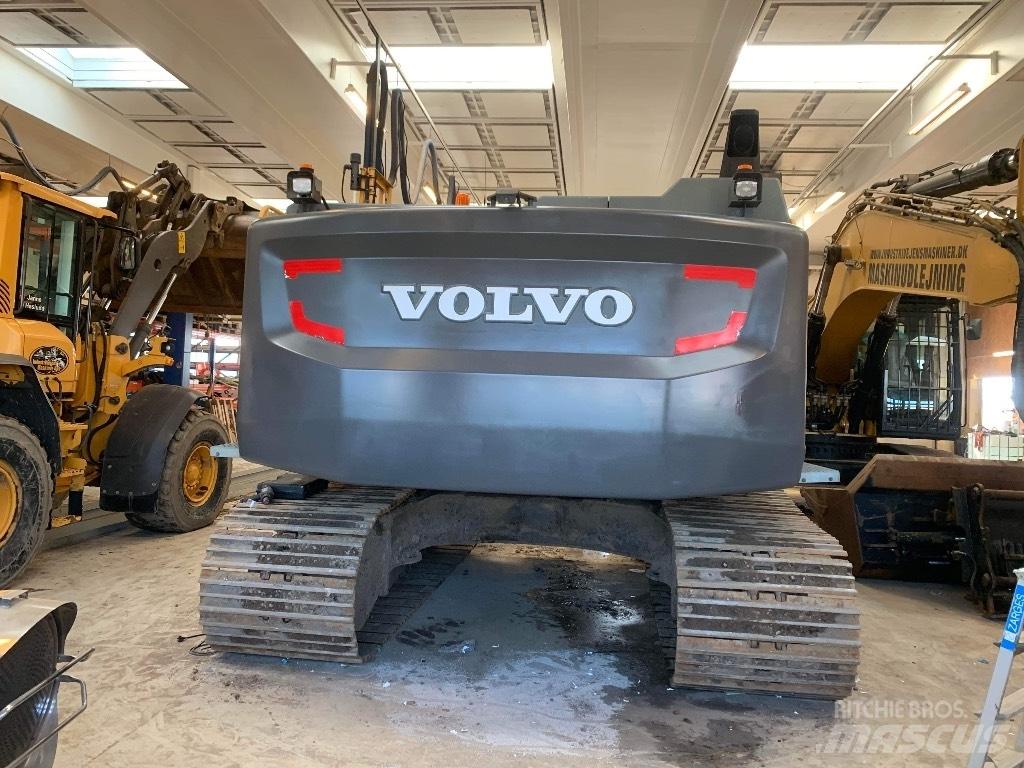 Volvo EC 300 E Гусеничні екскаватори