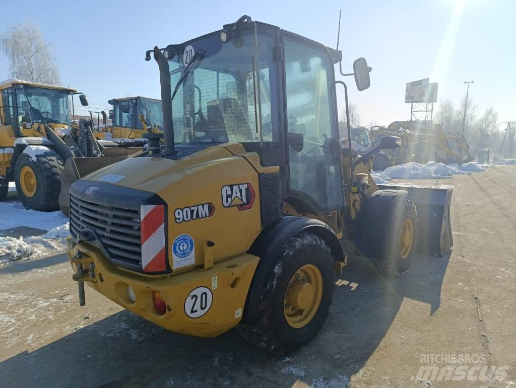 CAT 907 M Фронтальні навантажувачі