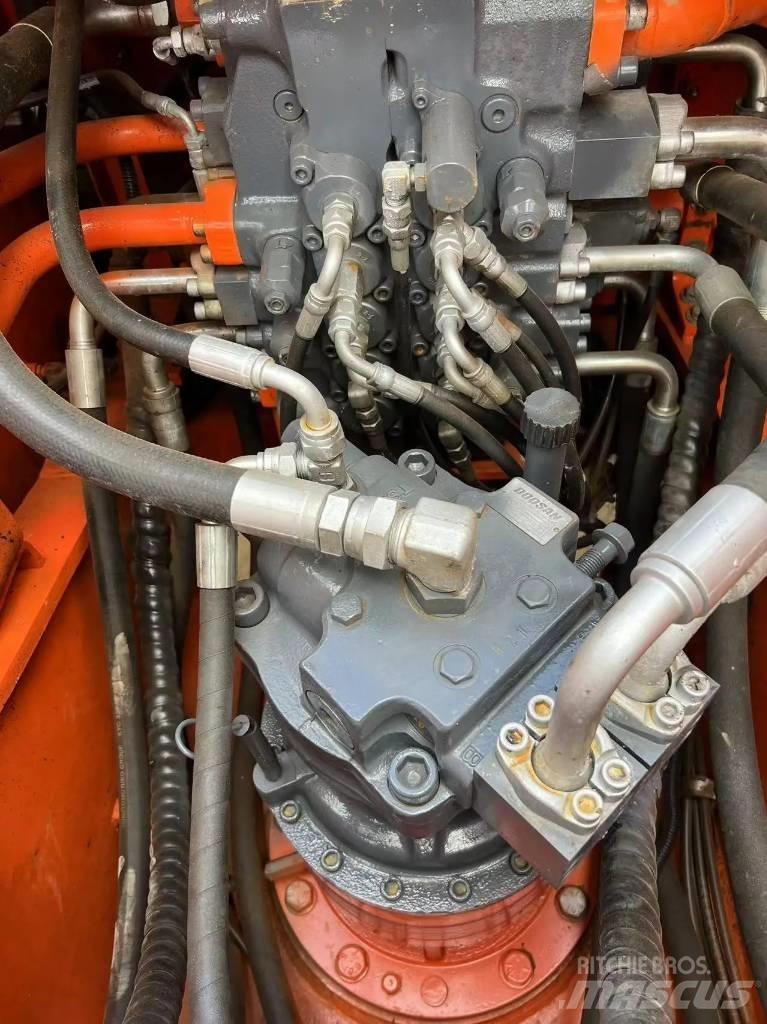 Doosan DX 225 LC-9c Міні-екскаватори < 7т