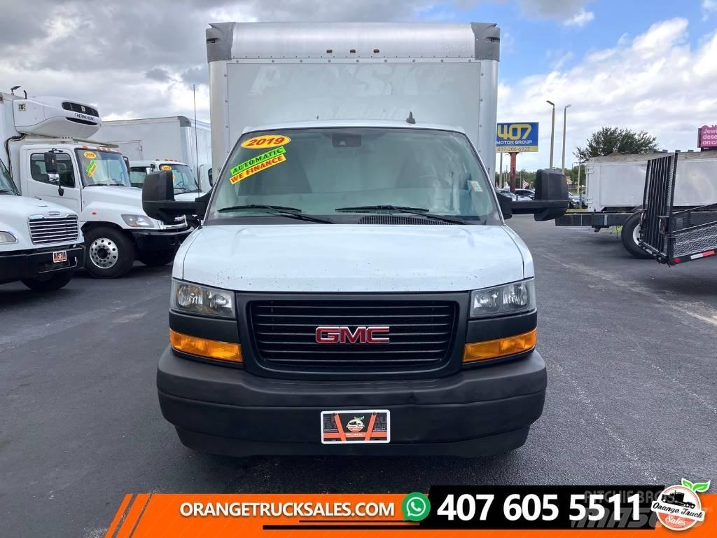 GMC Savana G3500 Панельні фургони