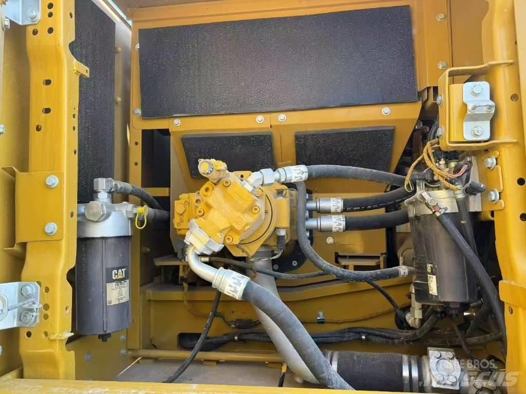CAT 345GC Гусеничні екскаватори