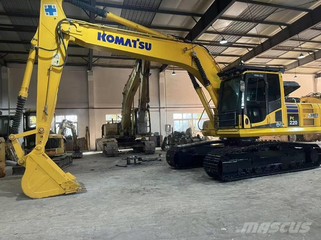 Komatsu PC 220-8N1 Гусеничні екскаватори