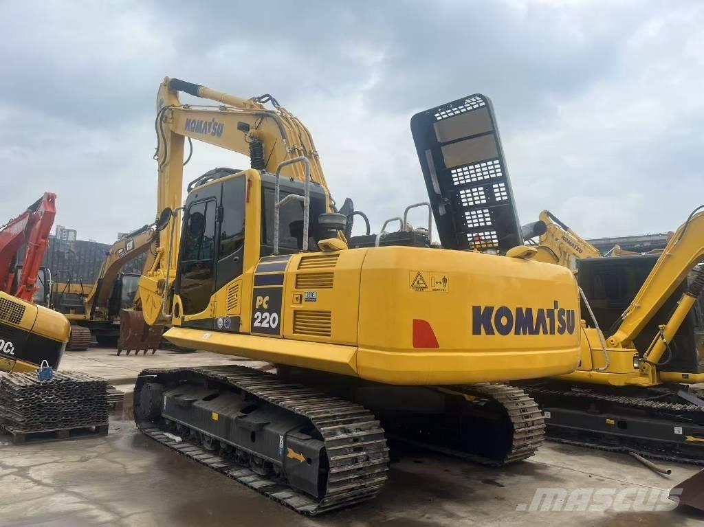 Komatsu PC 220-8N1 Гусеничні екскаватори