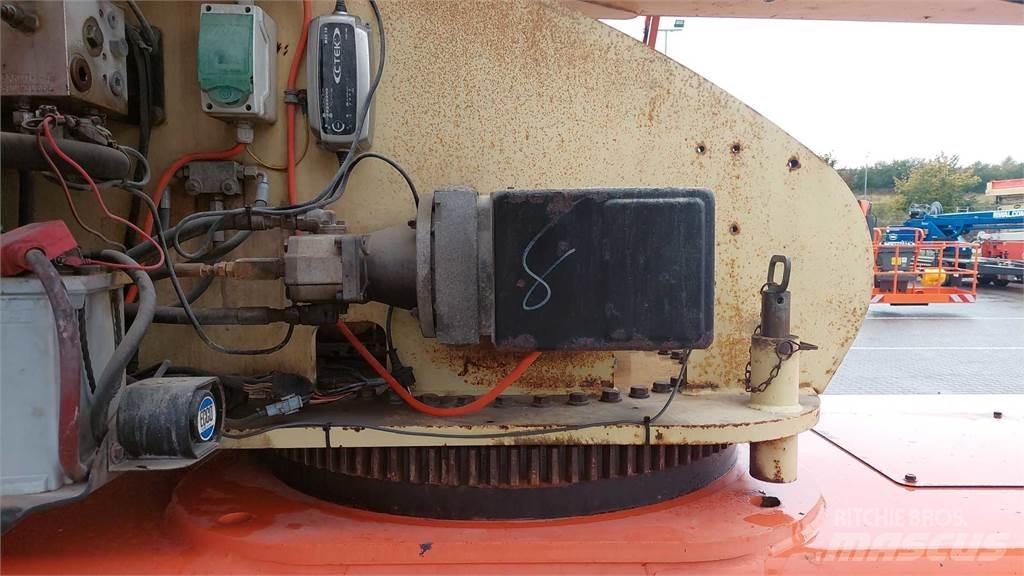 JLG 1200SJPG Телескопічні підйомники