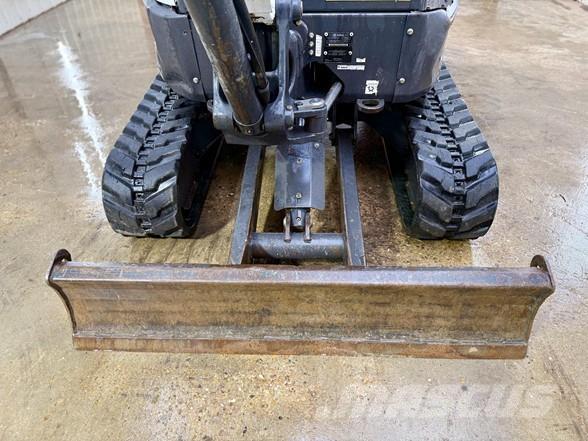 Bobcat E26 Міні-екскаватори < 7т
