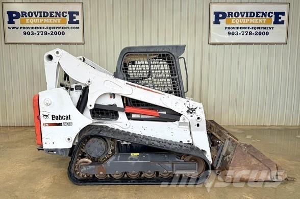 Bobcat T740 Міні-навантажувачі