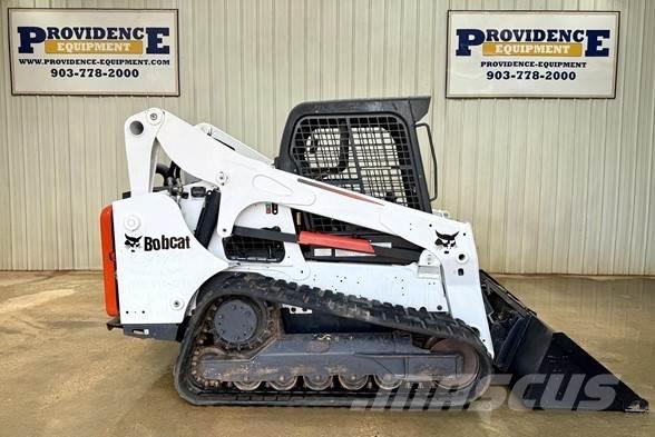 Bobcat T770 Міні-навантажувачі