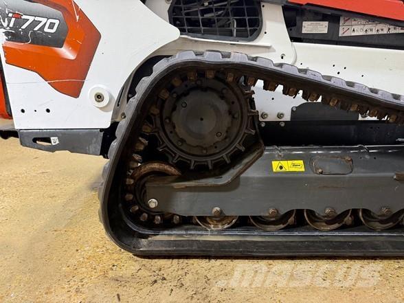 Bobcat T770 Міні-навантажувачі