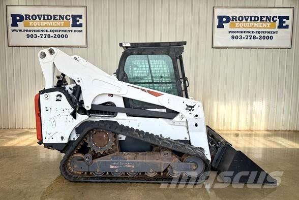Bobcat T870 Міні-навантажувачі